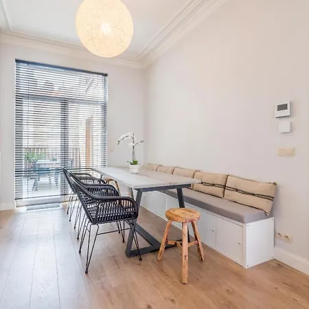 Luxurious, Updated, Warm & Stunning Terraces * 오스텐드